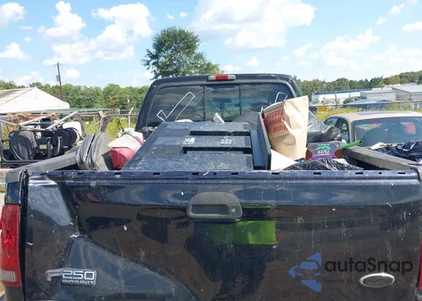 2004 Ford F-250 Lariat/Xl/Xlt из США, поврежденный, VIN 1FTNX21L64EA85246